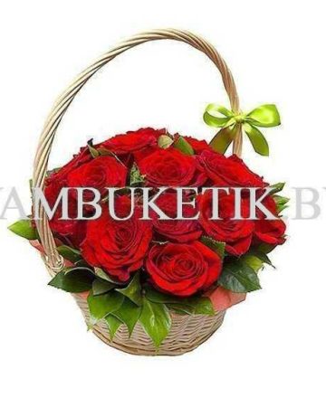 11 роз в корзинке